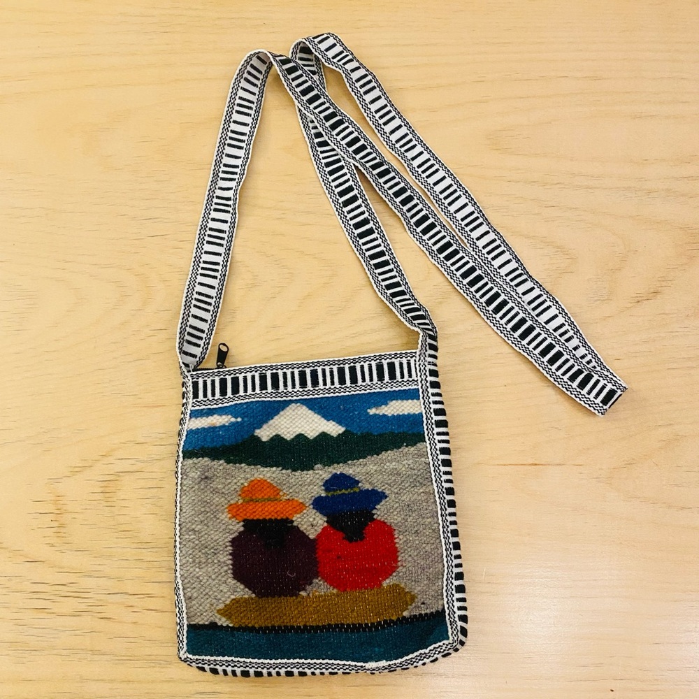 NWOT Artisan Purse